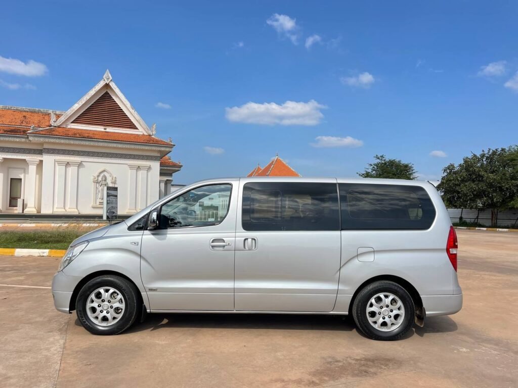 Discover how to ensure a safe and cost-effective taxi experience from Siem Reap to the Prek Chak border. The importance of choosing reliable