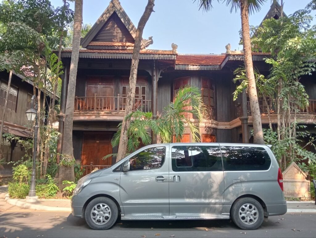 Discover essential tips for ensuring reliability and safety when booking a taxi from Siem Reap to Kampot. Explore user-friendly booking